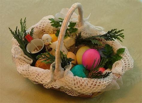 Traditional polish Easter basket | Polish traditions, Polish easter ...