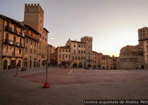 Meteo Arezzo tra rovesci e temporali il vento sarà il protagonista