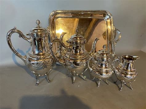 Antique silver plated tea set from 19th century. — OSMAN ANTIQUE