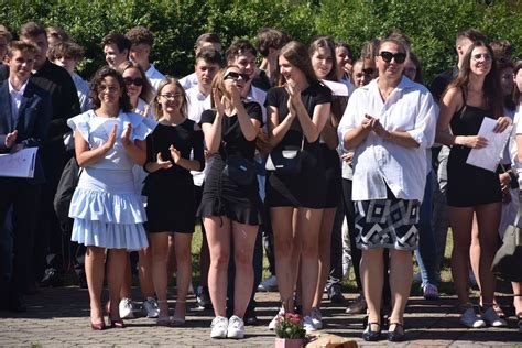 Ostatni dzwonek w Zespole Szkół Ekonomicznych im Cyryla Ratajskiego w