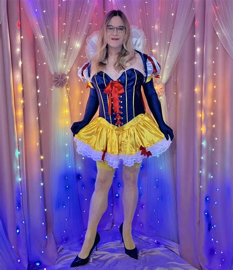 Joanie Snow White In Blonde 47 Pics XHamster