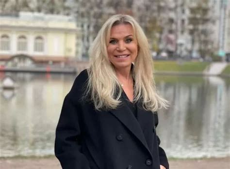 Марина Юдашкина прояснила скандал своей семьи с Дмитрием Дюжевым ...