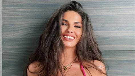 Vajza e ditëlindjes Beatrix Ramosaj publikon imazhe me bikini