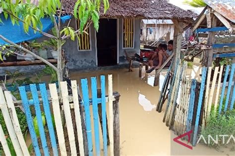 Banjir Terjang Sejumlah Dusun Di Parigi Moutong Akibat Tanggul Jebol