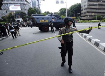 Polri Tangkap Teroris Di Lamongan Yang Terlibat Aksi Bom Thamrin