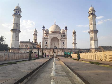 Bibi Ka Maqbara Replica Of The Taj Mahal Built In By Azam Shah