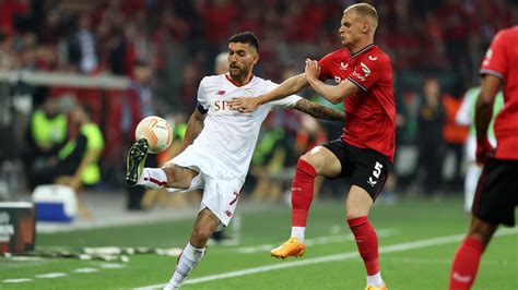 Leverkusen Roma Agg Resolute Roma Hold On To Reach Europa