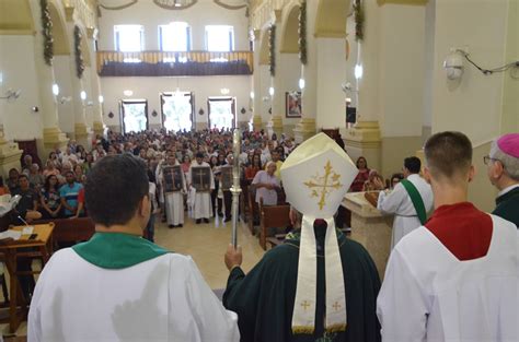 Batizados e enviados Diocese de Crato abre Mês Missionário