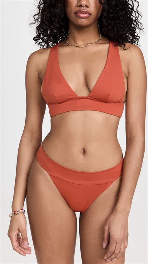 10 Hot Sexy Mallory Web Bikini Pics