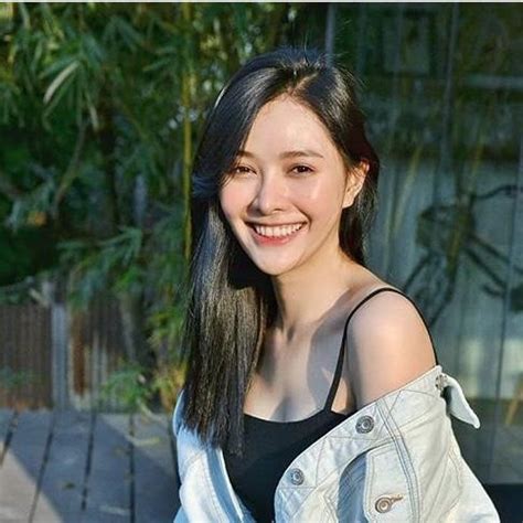 Dàn hot girl xinh đẹp và sang chảnh toàn Hoa hậu người mẫu của Lào Titanic Nơi mọi thứ được