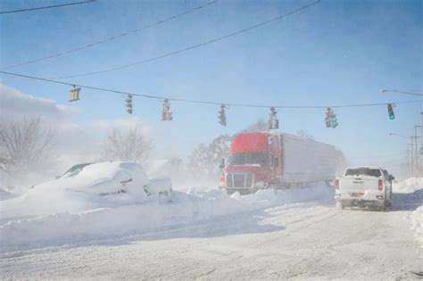 Nueva York Pide Ser Declarada Zona Catastrófica Tras La Tormenta Invernal