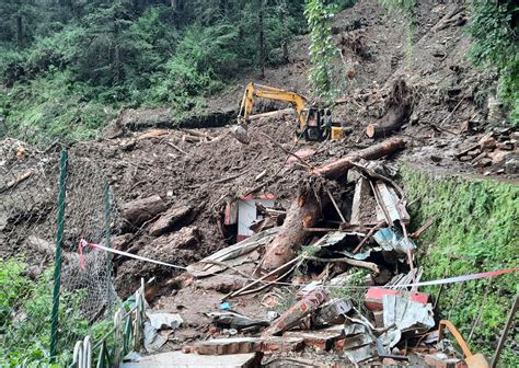 death toll in india floods and landslides rose to 72 - IHA News