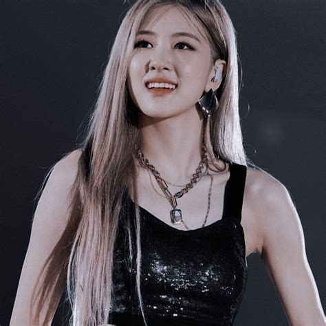 𝐁𝐏 𝐈𝐂𝐎𝐍 𝗉𝗂𝗇𝗍𝖾𝗋𝖾𝗌𝗍 𝗒𝗎𝗋𝗂𝖾𝗍𝗁𝖾𝗍𝗂𝖼 Rose Icon Black Pink Pink Official