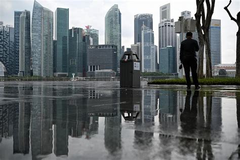 financial disputes filed  singapore   banks