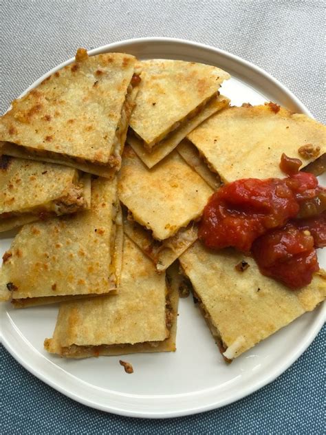 12 Easy Cheesy Mexican Quesadilla Recipes Recipe Grilled Turkey