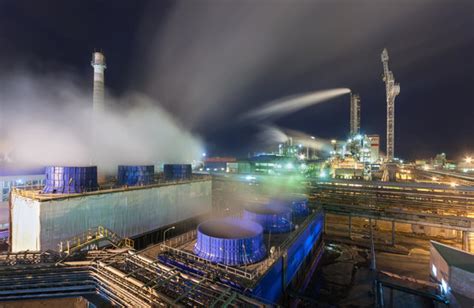 Cooling Towers Bilder Durchsuchen Archivfotos