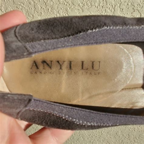 Anyi Lu Shoes Anyi Lu Gray Suede Captoe Kitten Heels Pumps Size