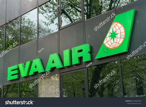 Eva Airlines Logo