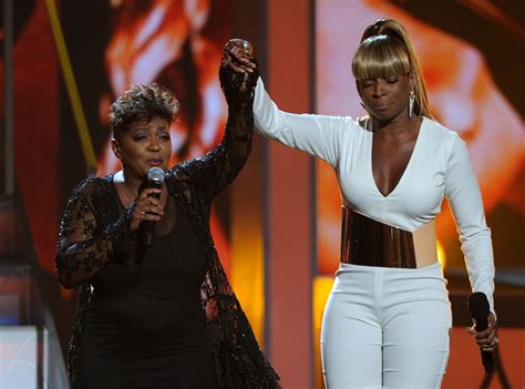Music critics debate anita anita baker and her vocal legacy 7