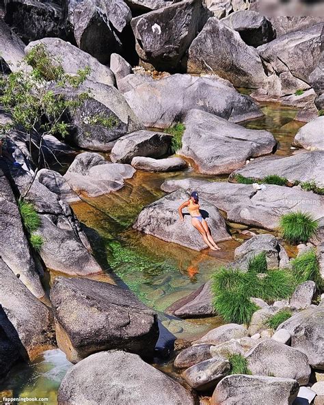 Sportlerinnen deutsch & International (Prominent) / https: Nude, The