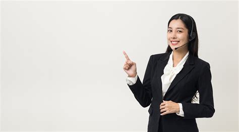 Selamat Muda Bisnis Asia Call Center Menunjuk Jari Ke Ruang Kosong
