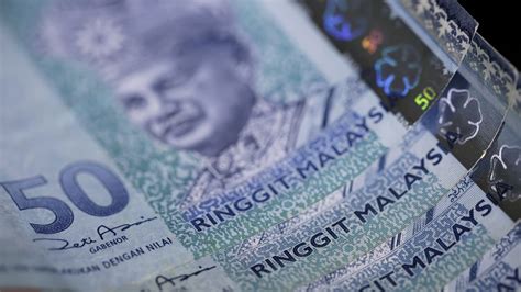 Malaysian ringgit sell-off may worsen over economy, 1MDB, Najib