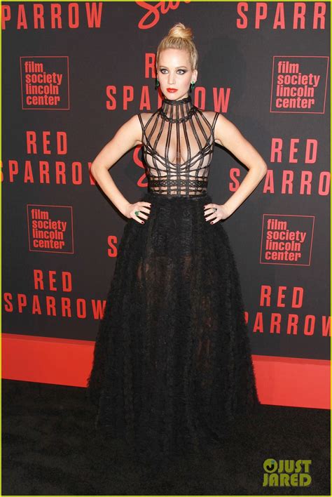 Jennifer Lawrence Stuns at 'Red Sparrow' NYC Premiere with Fierce Eye ...