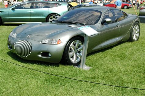 1991 Chrysler 300 Concept Image. https://www.conceptcarz.com/images/Chrysler/chrysler_300_BY_05 ...