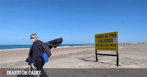 La Policía Local tuvo que impedir la entrada de vehículos a la playa de