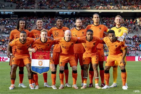 De Opstelling Voor Nederland Polen Mee Met Oranje