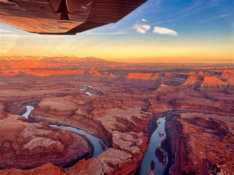 Canyonlands Scenic Flight Tours at Sunset