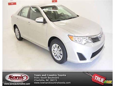 2014 Classic Silver Metallic Toyota Camry L 90125241 Photo 18