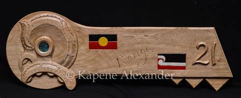 Turi photoshop-71 | KAPENE ALEXANDER - Maori Carver