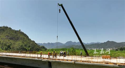 杭温铁路鹤盛溪特大桥合龙 永嘉网