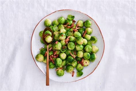 Roerbakspruiten Met Spekjes Recept Allerhande Albert Heijn Recept