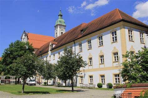 Kloster And Kirche Neustift Hopfenland Hallertau