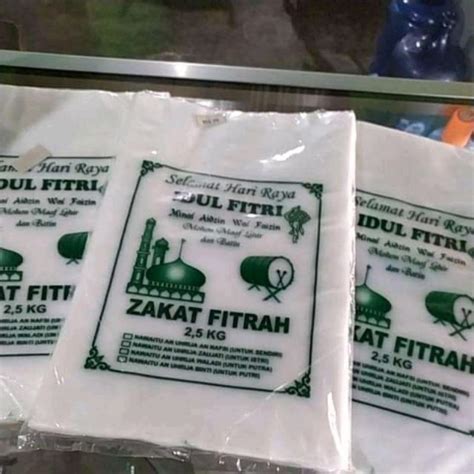 Jual Plastik Zakat Fitrah 2 5 Kg Isi 50 Ready Warna Hijau Bisa Diisi