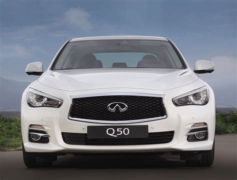 Test Drive The Car Infiniti Q50 2014 Wallpapers And Images Wallpapers