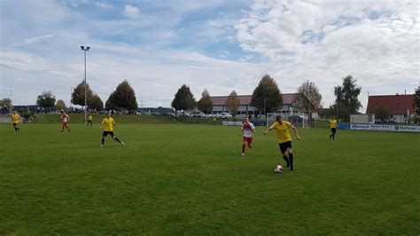 Klarer 4 0 Auswärtssieg beim SV Wolfegg SG Aulendorf Fußball