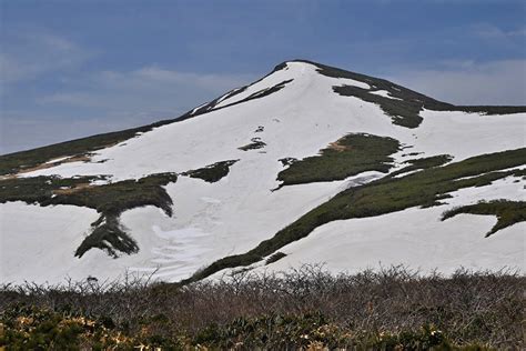 栗駒山へ春山登山 後編 栗駒山の里だより