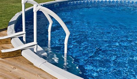 10 Best Above Ground Pool Ladders In 2023 | Reviewed by Pool ...