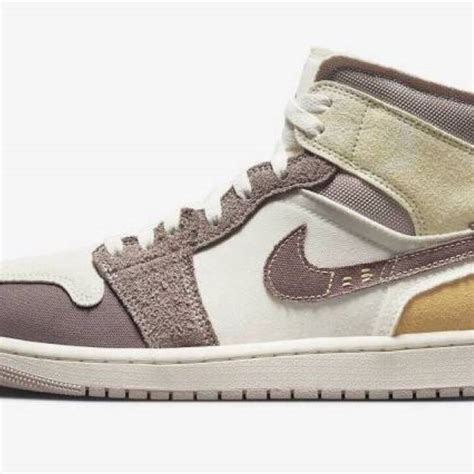 Air Jordan 1 Mid Craft Inside Out Kixify Marketplace