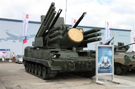 Rostec Testing Of The New Tracked Version Of The Pantsir Sm Sv Air