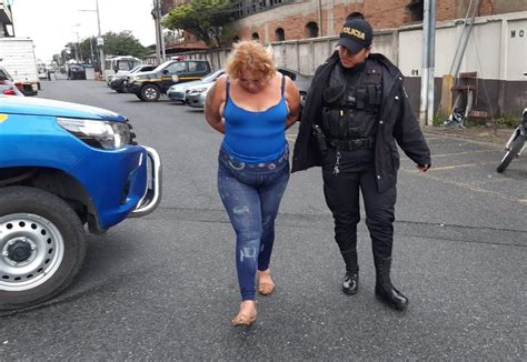 Policía Nacional Civil De Guatemala Mujer Capturada Por Herir A Una