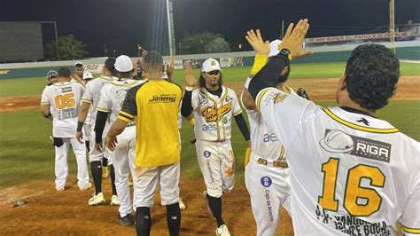 Béisbol Mayor 2023 Line Up de Herrera y Bocas del Toro en J2 ronda de 8