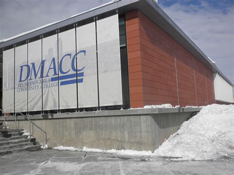 Des Moines Area Community College Dmacc — Flexfacades By Structurflex