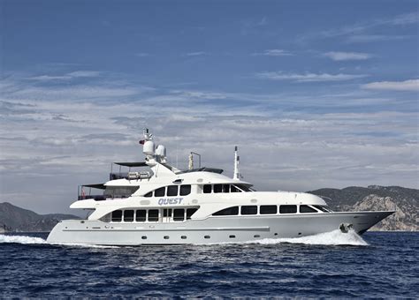 Luxusyacht Benetti Classic Quest R Im Stlichen Mittelmeer