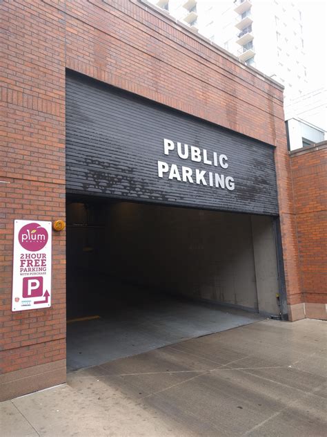 1225 Old Town - Parking in Chicago | ParkMe