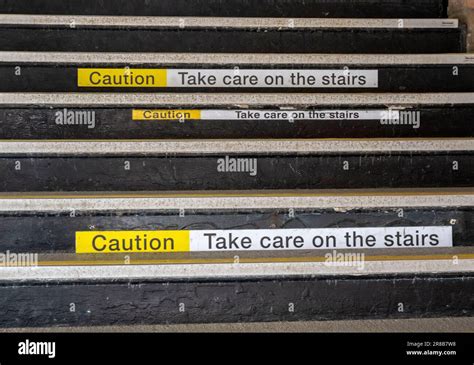 Protocolo De Seguridad En Escaleras Fotograf As E Im Genes De Alta