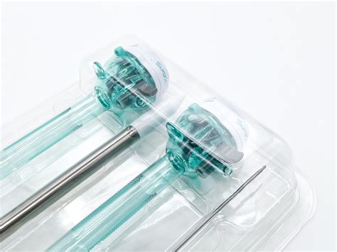 Mm Disposable Laparoscopic Bladeless Trocar Set Cone Tip With Obturator